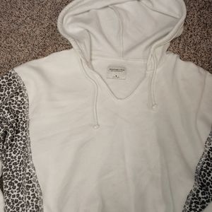 Abercrombie cheetah print hoodie sz m